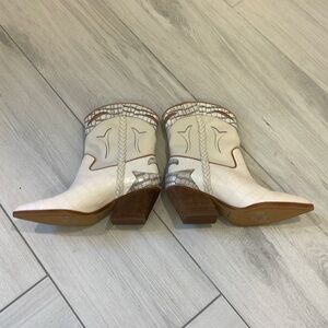 Brand new! Never worn! Dolce Vita cowgirl booties, size 9.5